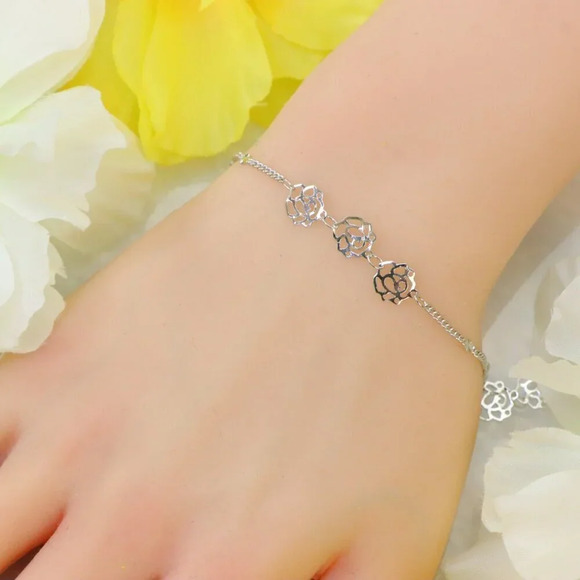 Minimalist Bracelet, Sleek & Modern Design, Women’s Fashion, YC110305-B - Picture 8 of 10